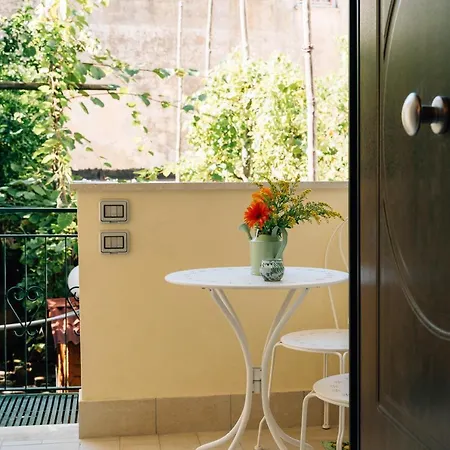 Apartment Garden View