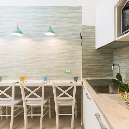 Апартаменти Garden View Сорренто